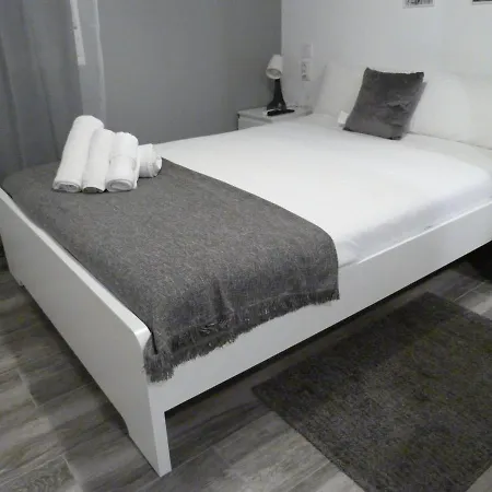 Intimo Y Acogedor Algunos Con Bañera Hidromasaje Apartamento