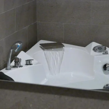 Apartamento Intimo Y Acogedor Algunos Con Bañera Hidromasaje Valencia